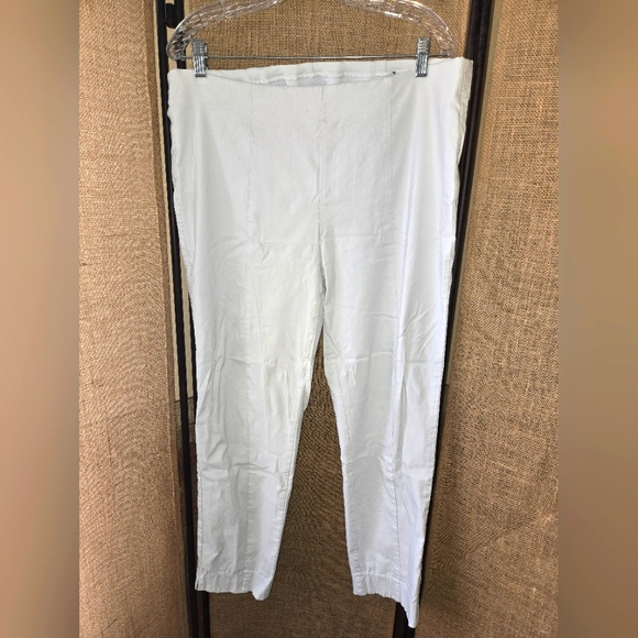 Chico's Pants - Women's So Slimming By Chicos White Straight-Leg Pants Size 2.5